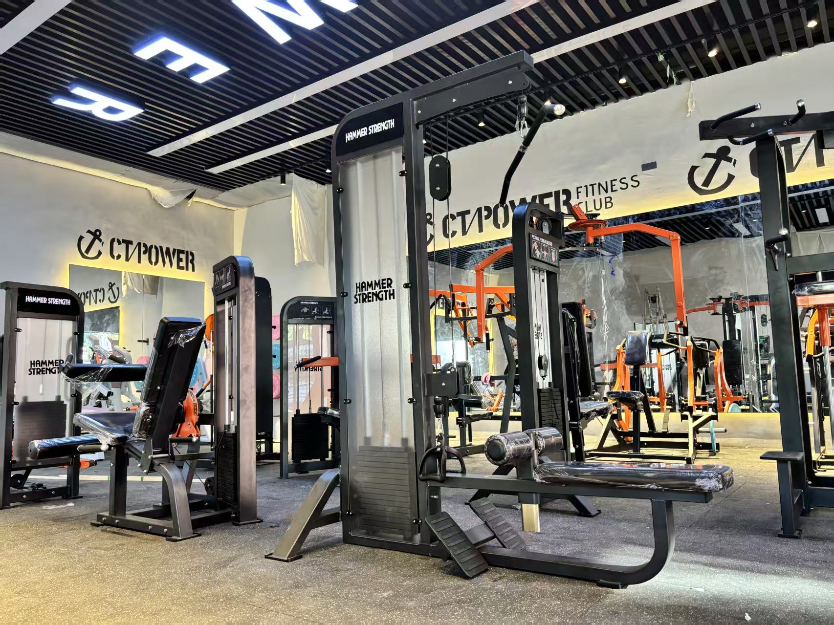 Commercial Gym Equipment Supplier: How to Find the Perfect Partner for Your Fitness Business