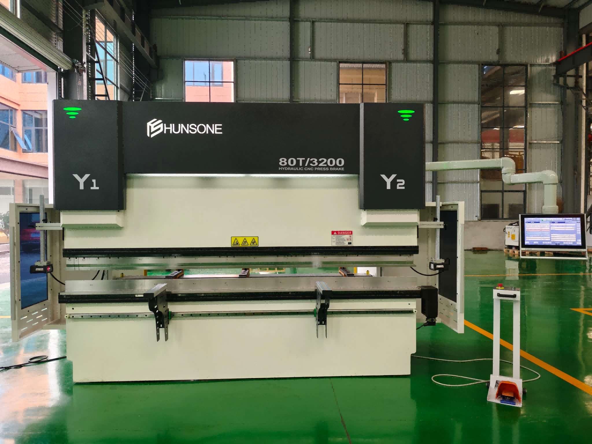 Professional Hybrid Servo Press Brake Transforms Modern Metal Fabrication with Precision